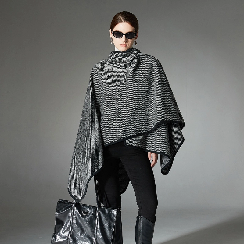 Custom Simple Black Side Strap Striped Shawl