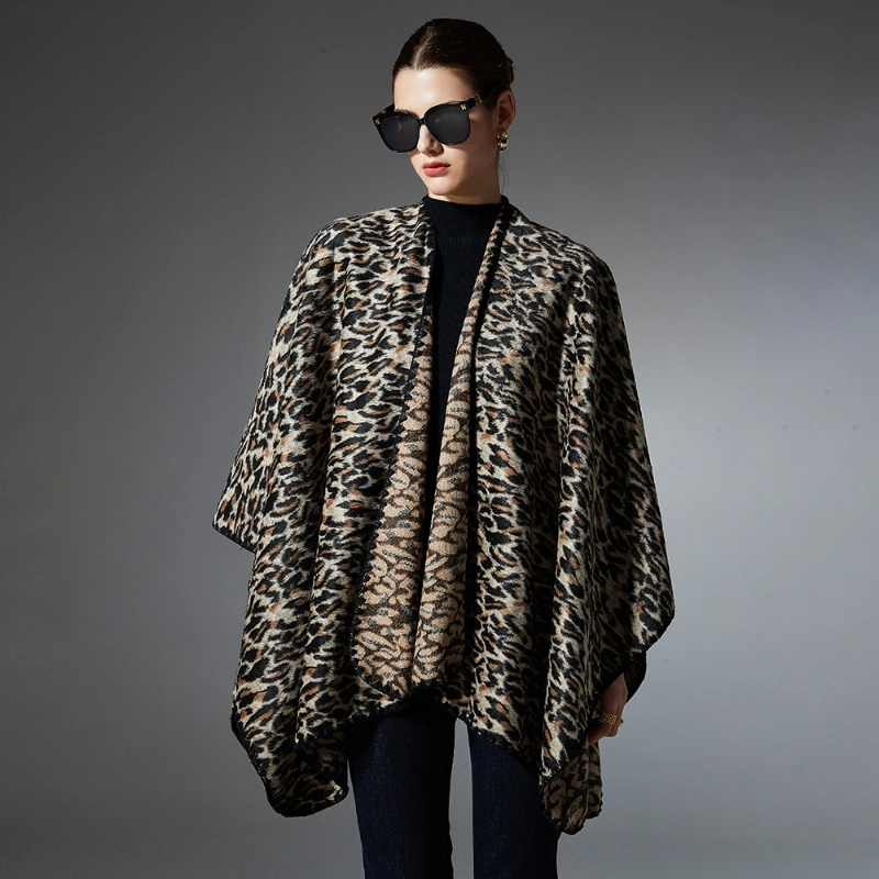 Custom Vintage Leopard Print Shawl For Lady