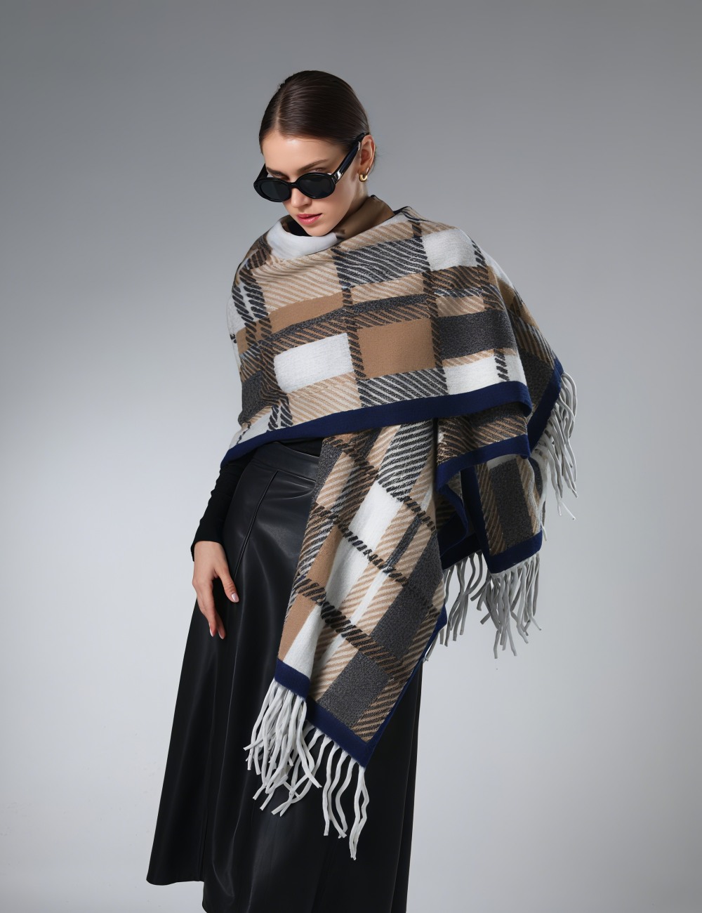 Wholesale Brown And White Plaid Shawl With Fringe