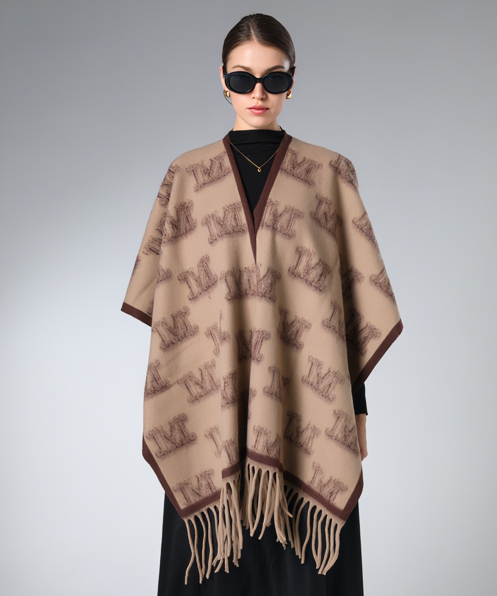 Wholesale Fashion Camel Letter 