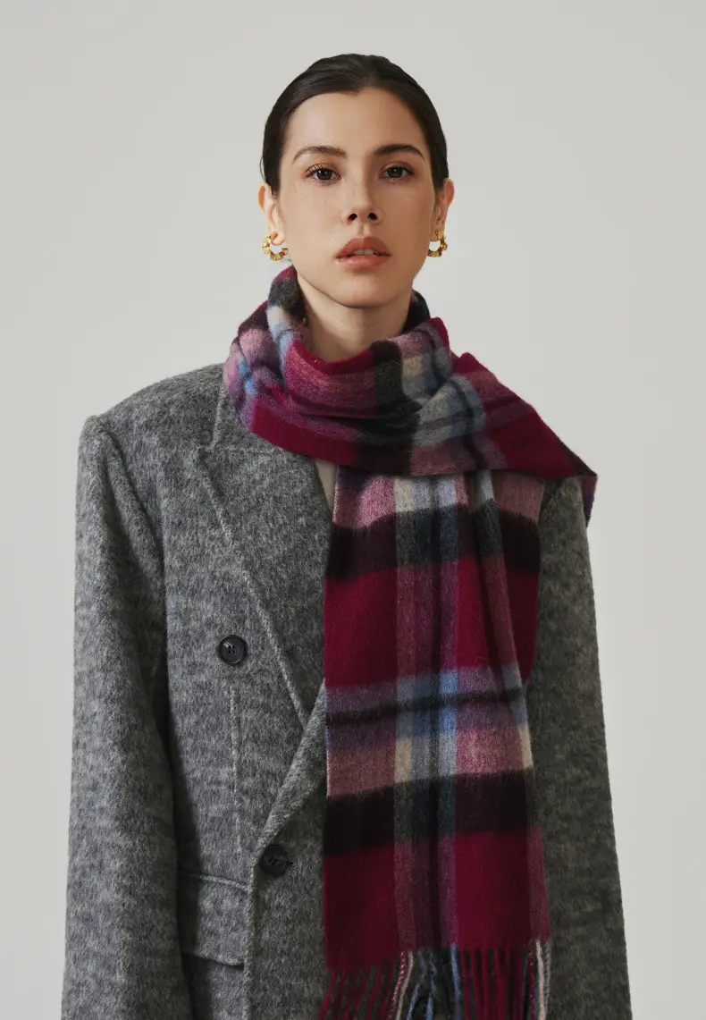 Styling a Wool Scarf with Everyday Outfits: Easy Tips to Try