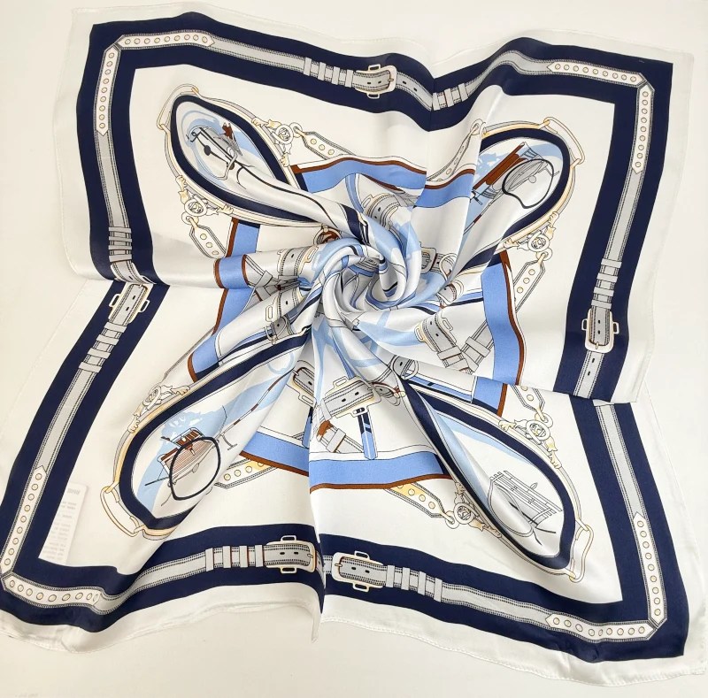 Wholesale Lightweight Navy Blue Chain Print Silk Scarf for women