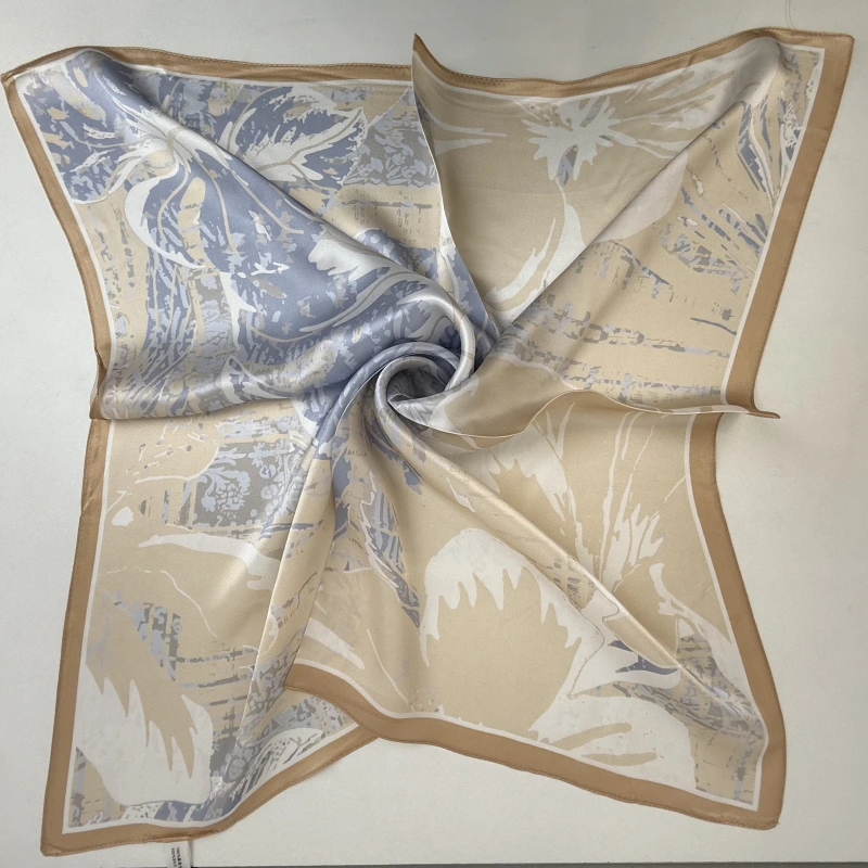Wholesale Luxury 70cm 100% Mulberry Silk Yellow and Blue Floral Silk Scarf For Woman