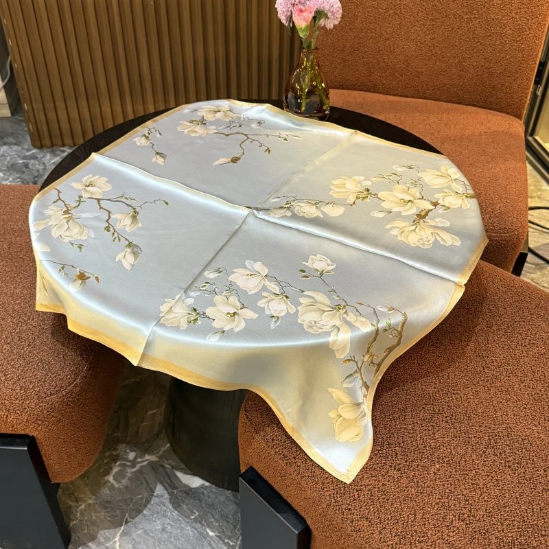 Wholesale OEM 100% Mulberry Silk Scarf Printing White Magnolia